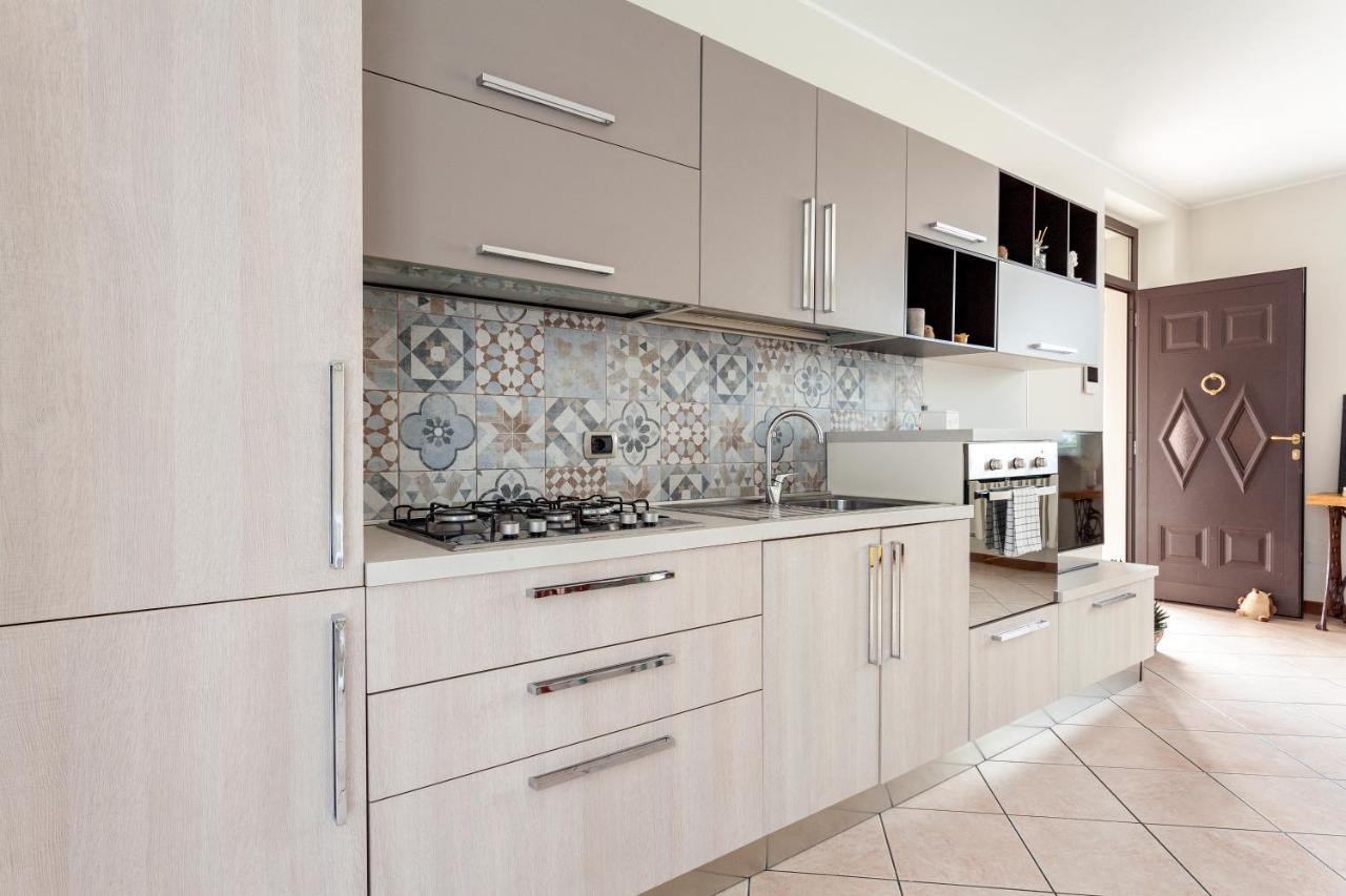 Apartment Misiadele Carnago Zewnętrze zdjęcie