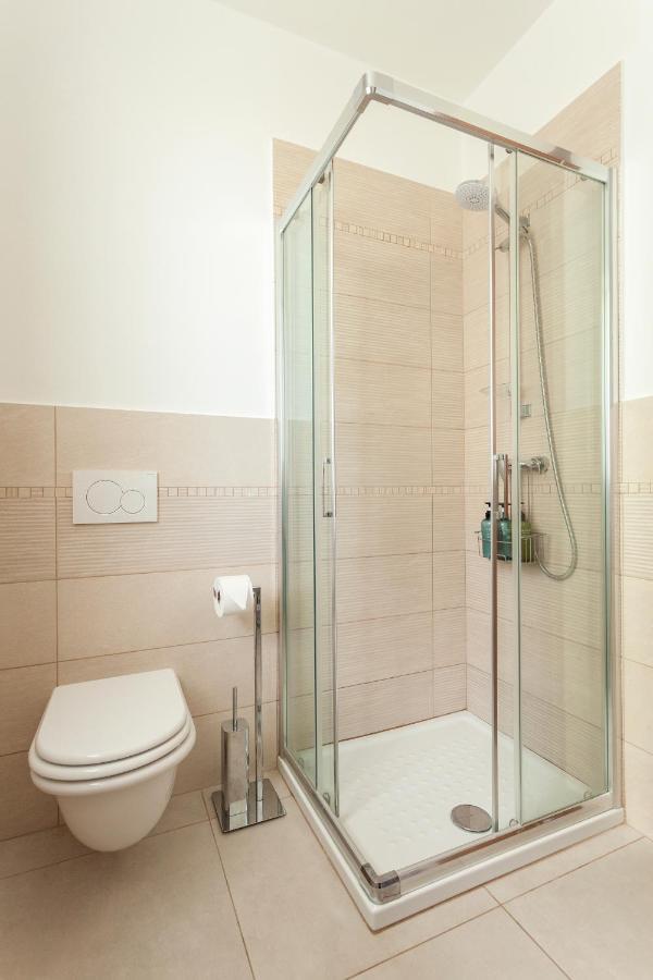 Apartment Misiadele Carnago Zewnętrze zdjęcie